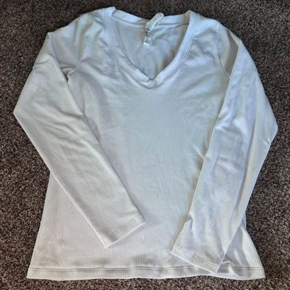 Athleta White Ribbed V-Neck Long Sleeve Top Size L